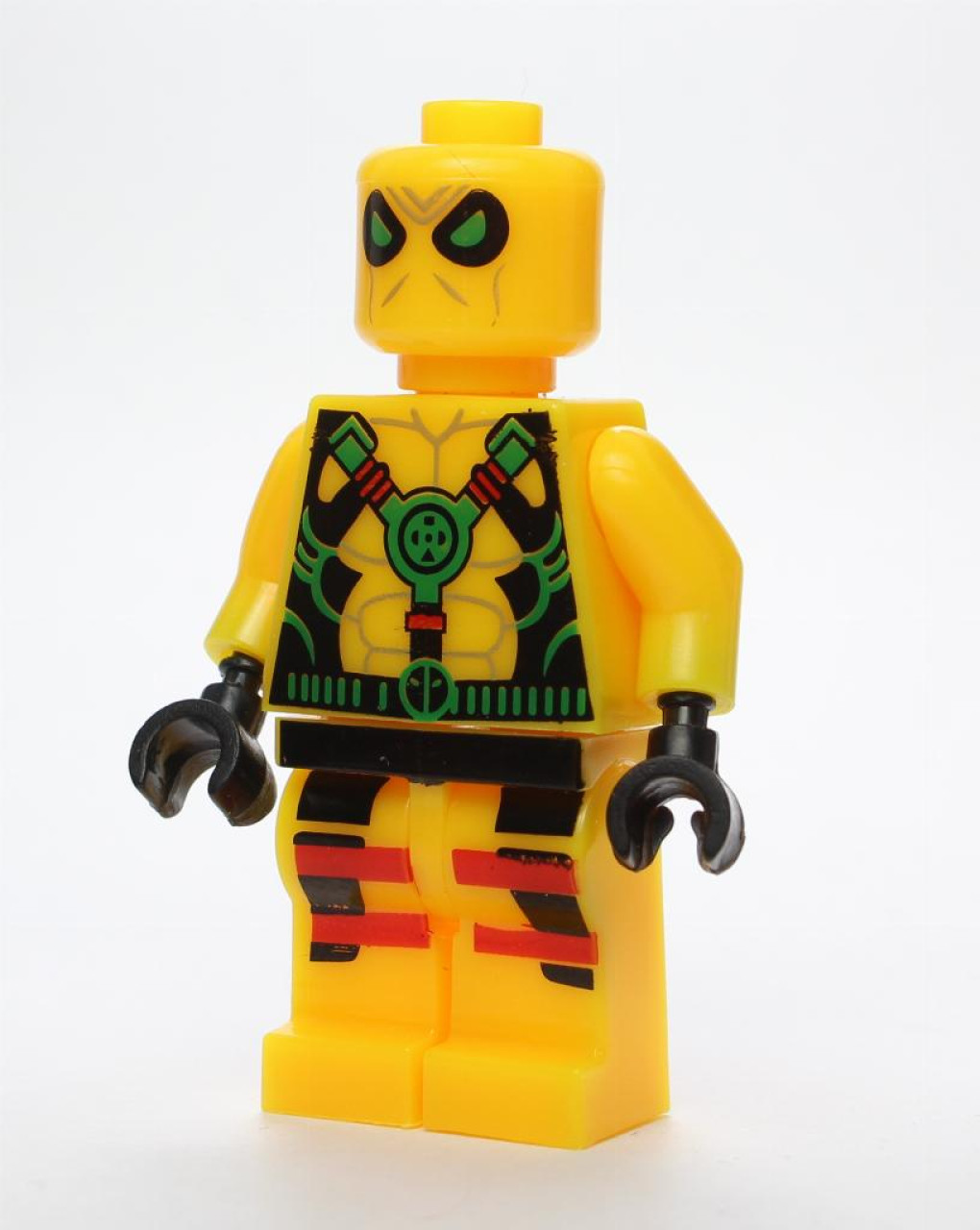 yellow deadpool lego