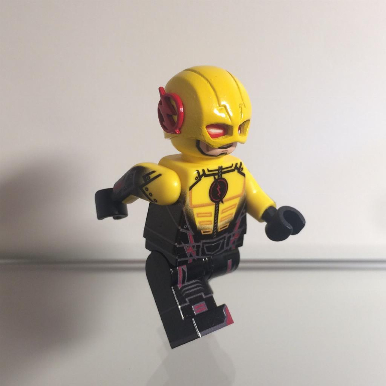 reverse flash cw toy